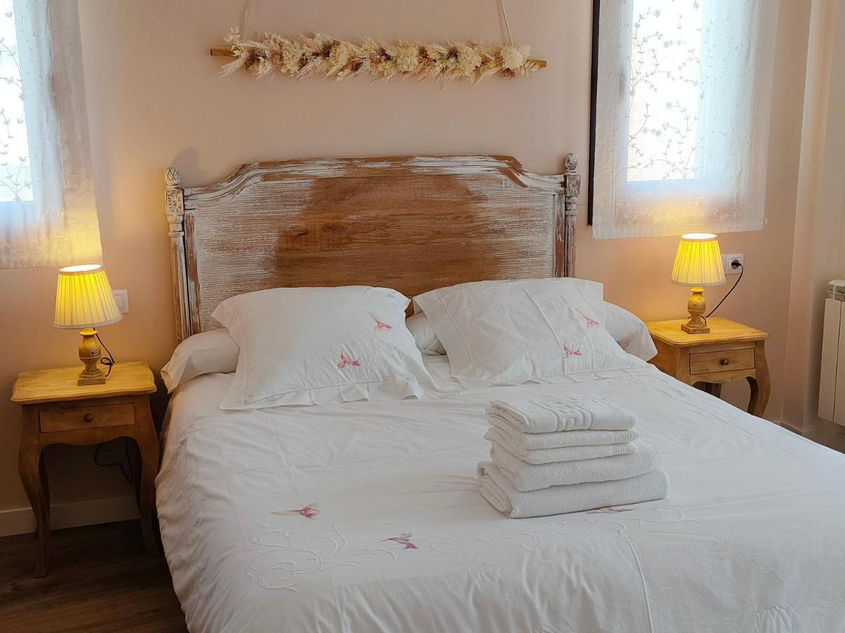 Cuzcurrita-Río Tirón Apartamentos Antonia מראה חיצוני תמונה